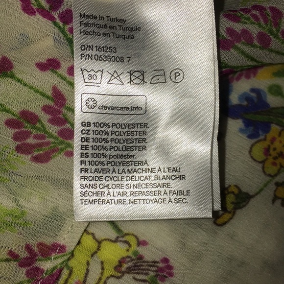 H&M, women’s top, size 10/Medium - Picture 4 of 4